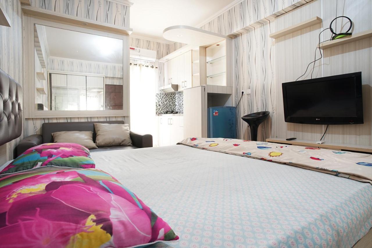 Planet Room Kemang View Bekasi Bagian luar foto